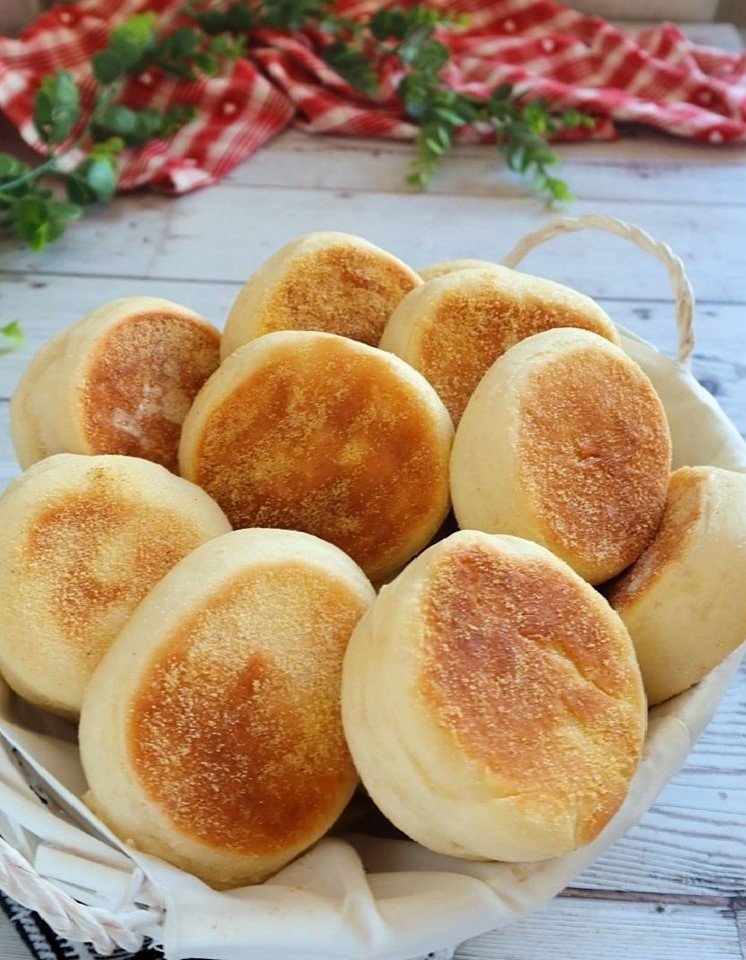 MUFFINS INGLESES EN SARTÉN: Una Delicia Casera que Sorprenderá a Todos 458099099_402004279587817_4099429244258321591_n