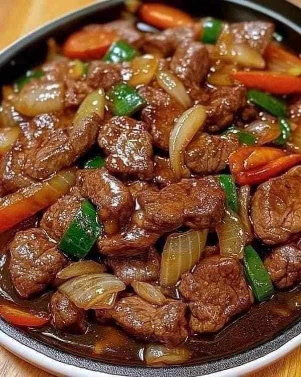 Beef Stir-Fry with Vegetables in Savory Sauce 467261612_482993614789995_5778908648537024307_n