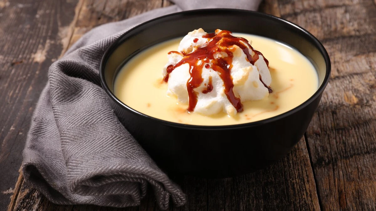 20240415163356-mad-c3-a1rtej-20-e2-80-93-20hungarian-20floating-20island-20desert