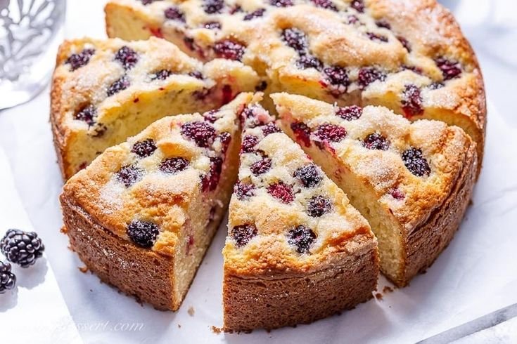 Hungarian Blackberry Breakfast Cake: A Delicious Tradition 58774f6e8079533e1f7480d4b2c2cea7