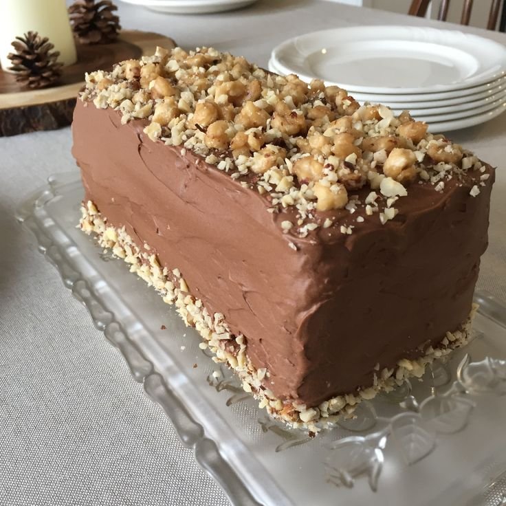 Hungarian Dobos Torte 4e44252b978d22c90a34f2e28673c665 (1)