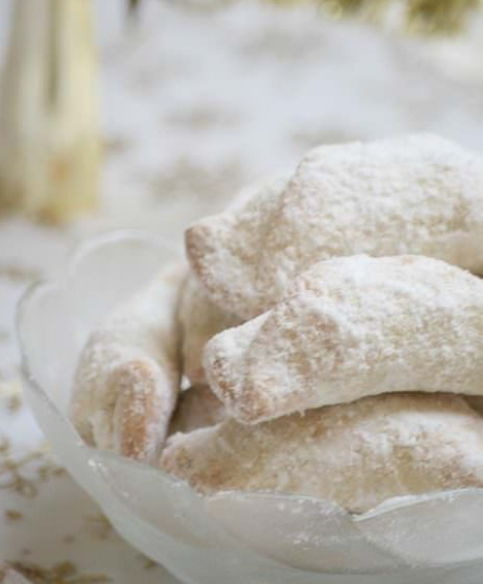 🇭🇺 Hókifli – Hungarian Walnut Crescent Cookies Capture d’écran 2025-05-09 002338